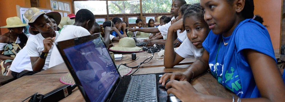 Kinder engagieren sich in den Naturschutzklubs des Conservation Education Center in Madagaskar.