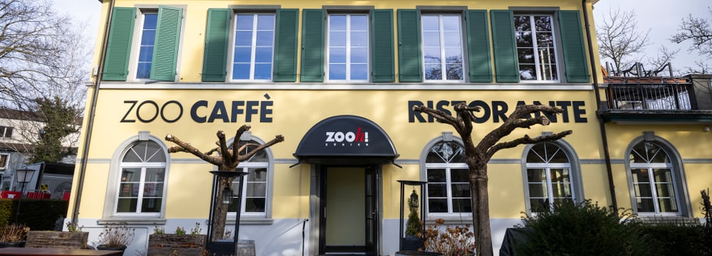Aussenansicht des Zoo Caffè & Ristorante, aufgenommen im Januar 2025