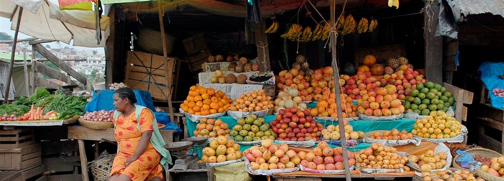 Früchte Masoalas_Marktstand