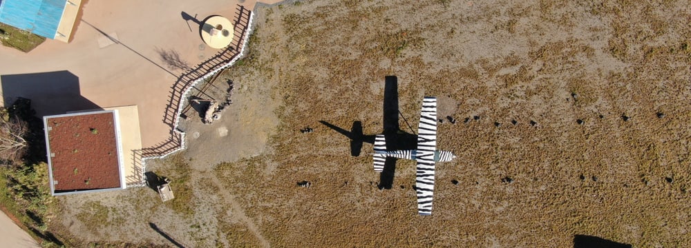 Foto: Zoo Zürich, Dominik Ryser Lewa Airstrip in der Lewa Savanne im Zoo Zürich.