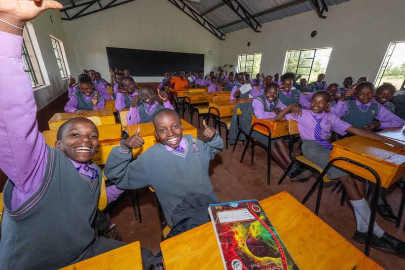 Blick in ein Klassenzimmer an der Rugusu School in Lewa.