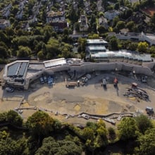 Luftaufnahme der Baustelle für die Pantanal Voliere im August 2025. 