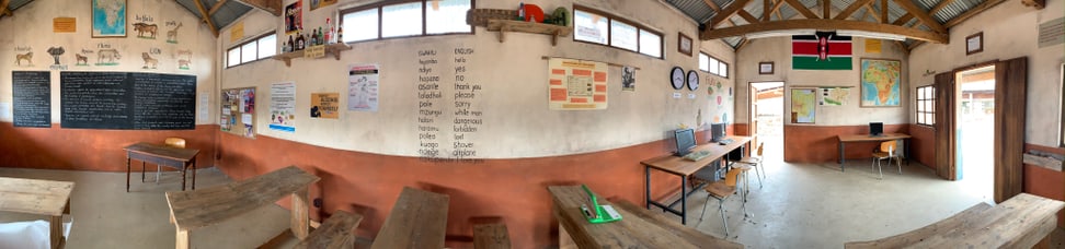 Panorama-Aufnahme der Schule im Lewa-Dorf.