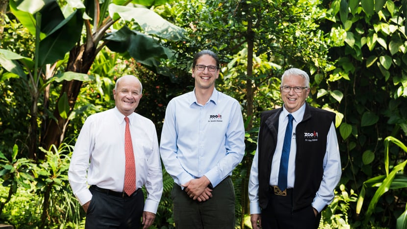Foto: Zoo Zürich, Goran Basic (v.l.) Zoo-Verwaltungsratspräsident Martin Naville, designierter Zoodirektor Dr. Severin Dressen, amtierender Zoodirektor Dr. Alex Rübel.