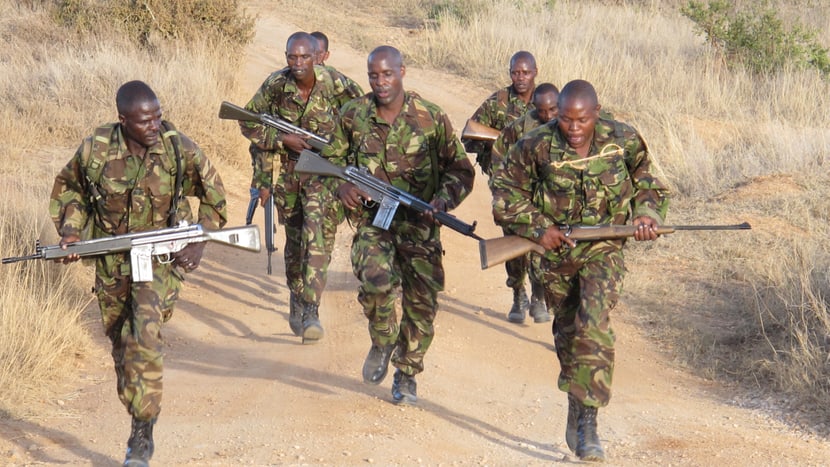 Die Anti-Wilderei-Einheit in Lewa beim Training.